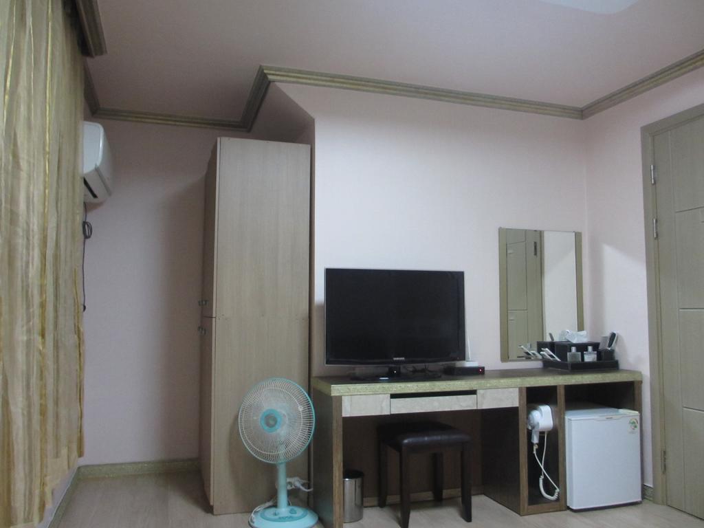 Moiri Guesthouse Joszu Kültér fotó